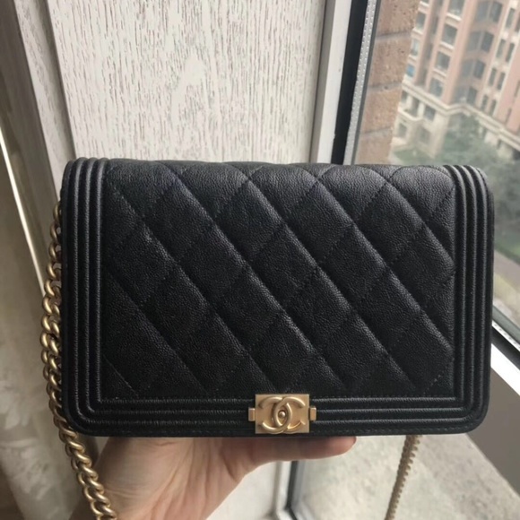 chanel wallet on a chain black caviar